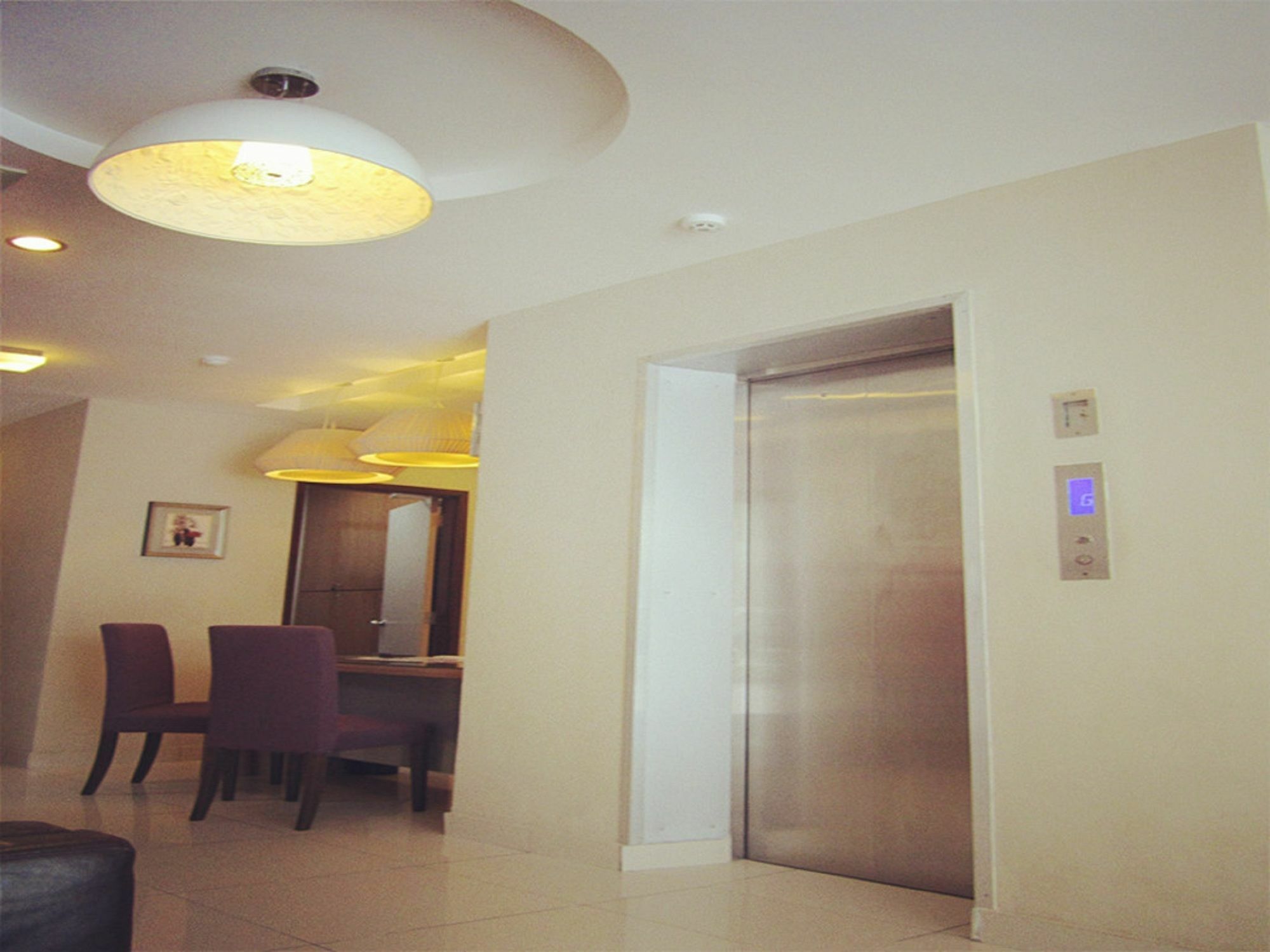 Station Eight Inn Ипох Экстерьер фото