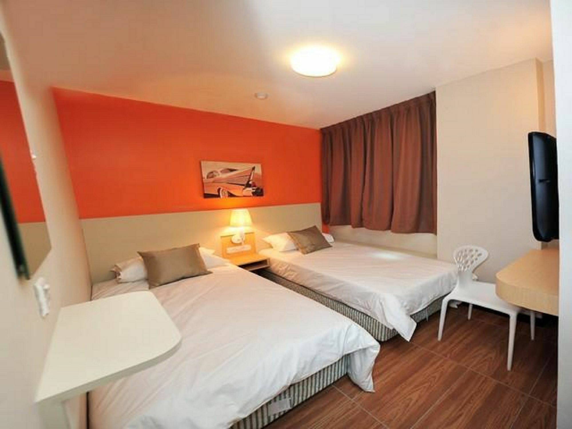 Station Eight Inn Ипох Экстерьер фото