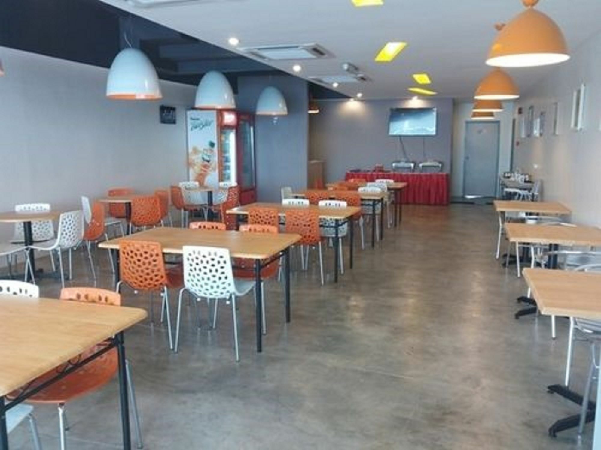 Station Eight Inn Ипох Экстерьер фото